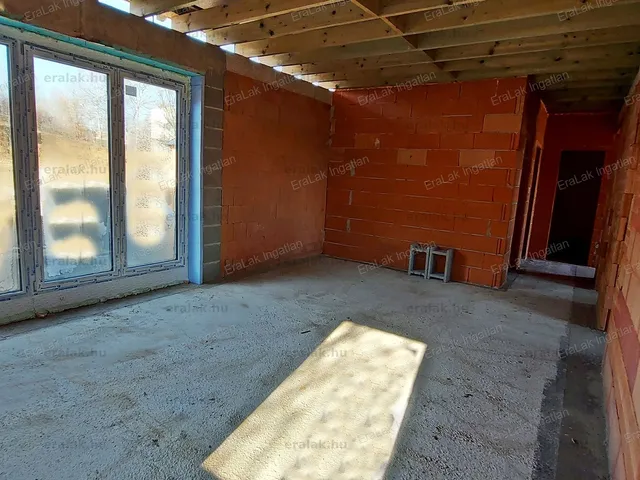 Eladó ház Tatabánya, Kertváros 90 nm