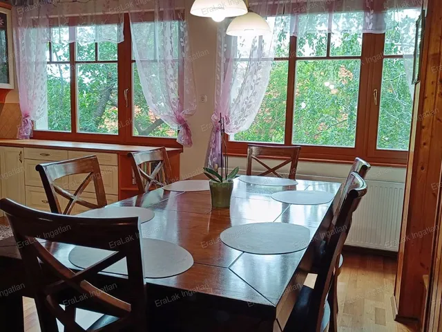 Eladó ház Győr, Kisbácsa 178 nm