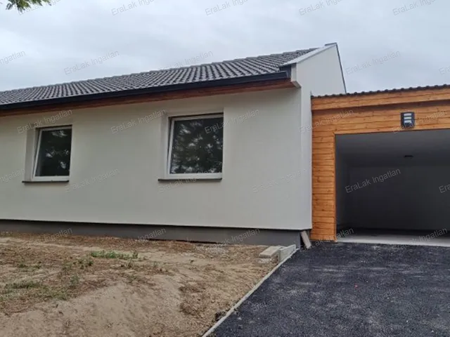 Eladó ház Győrság 92 nm