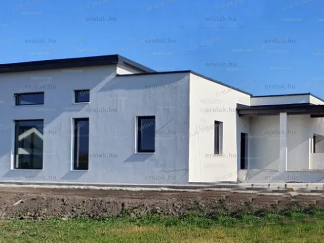 Eladó ház Győr, Szitásdomb 151 nm