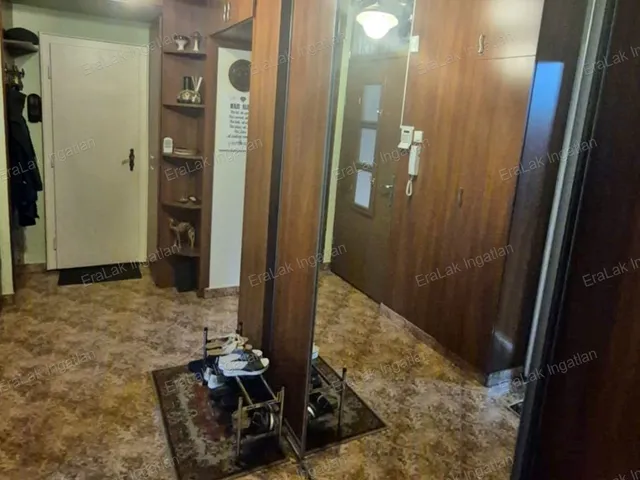 Kiadó lakás Győr, Nádorváros 106 nm
