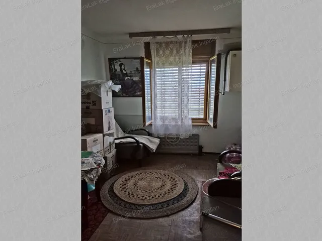 Eladó ház Kajárpéc 30 nm