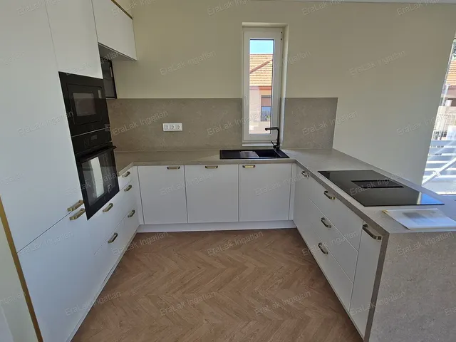 Eladó ház Pannonhalma 186 nm