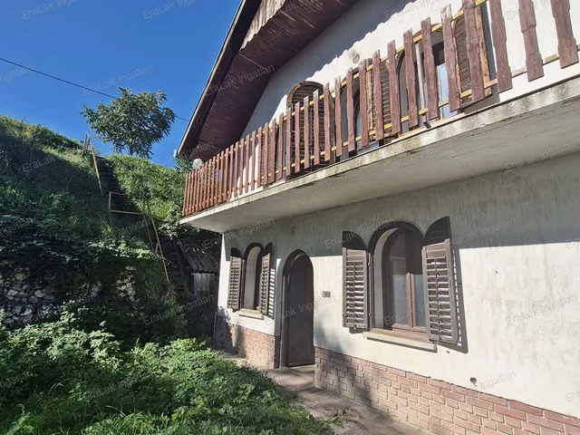Eladó ház Győrújbarát, Nagybarát 80 nm