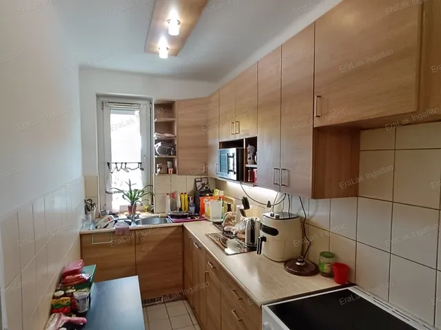 Eladó lakás Győr, Belváros 68 nm