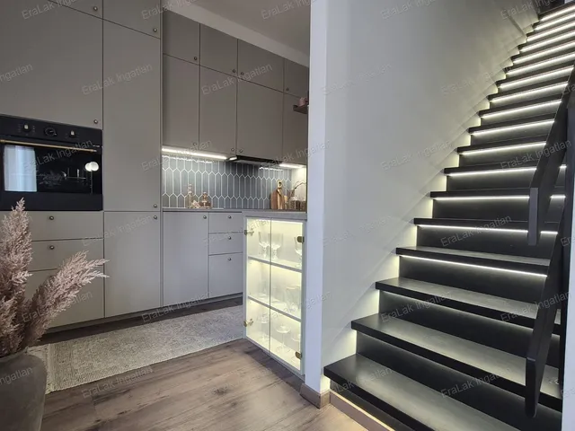 Eladó lakás Győr, Belváros 69 nm