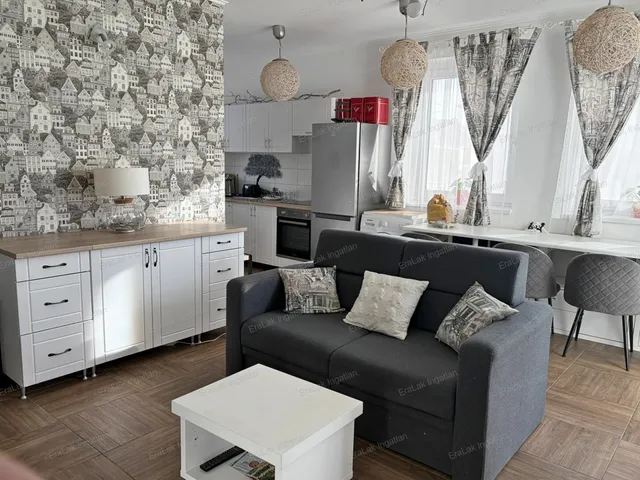 Kiadó ház Mosonszentmiklós 50 nm