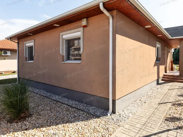 Eladó ház Győr, Ménfőcsanak 93 nm