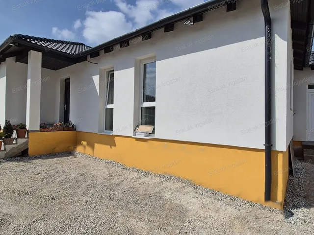 Eladó ház Győrújbarát, Nagybarát 96 nm