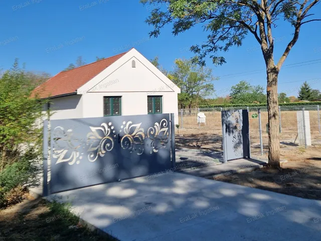 Eladó ház Gönyű 96 nm