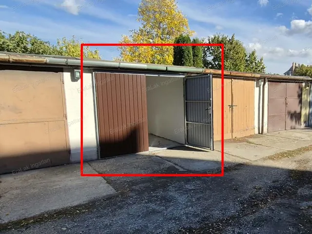Eladó garázs Győr, Nádorváros 14 nm