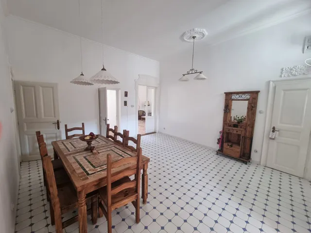 Eladó lakás Miskolc, Belváros 146 nm