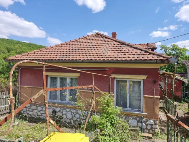 Eladó ház Miskolc, Pereces 75 nm