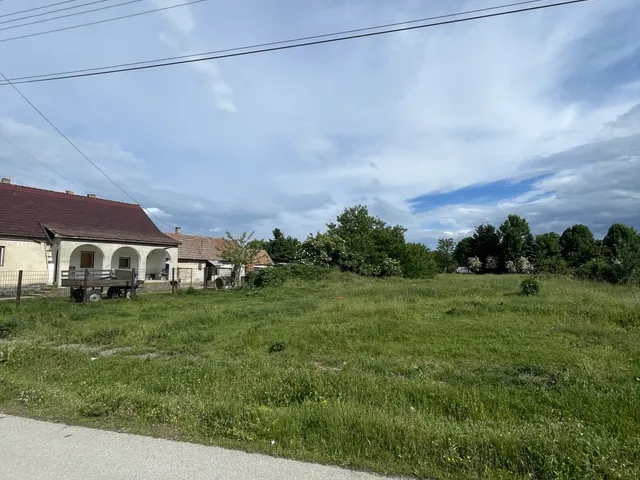 Eladó telek Ónod 1067 nm
