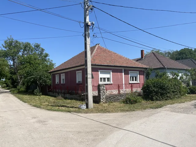 Eladó ház Miskolc, Szirma 92 nm