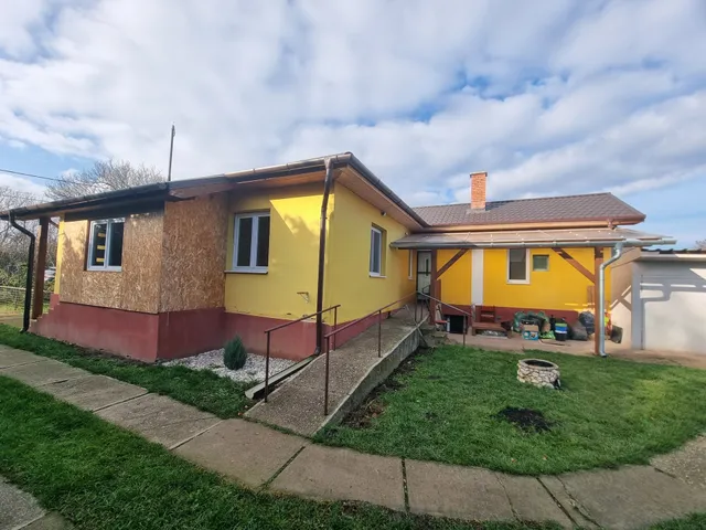 Eladó ház Hernádnémeti 105 nm