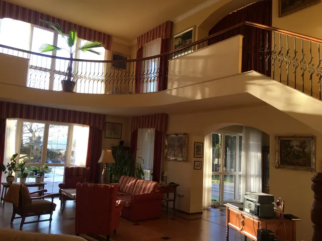 Eladó ház Miskolc, Miskolctapolca, Bencések útja  398 nm