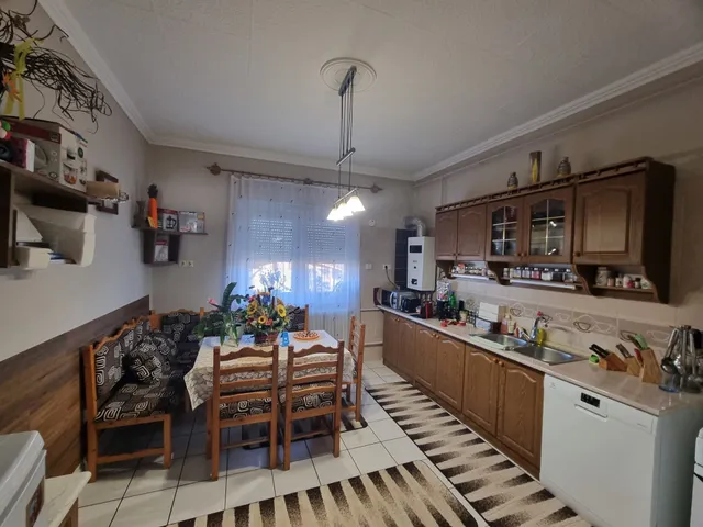 Eladó ház Onga 120 nm