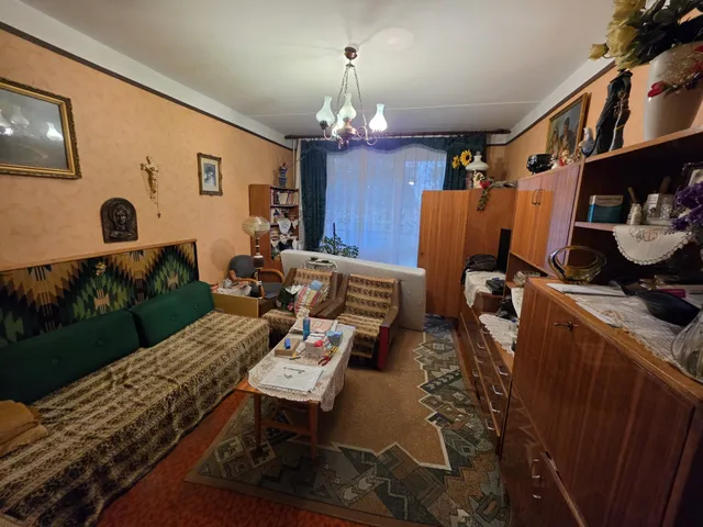 Eladó lakás Miskolc, Avas 73 nm