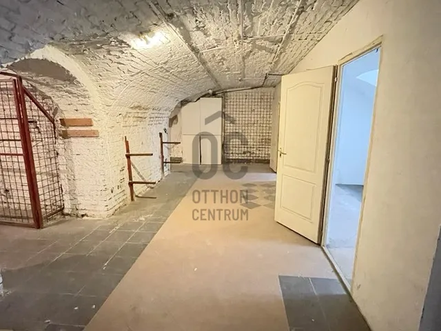 Eladó kereskedelmi és ipari ingatlan Budapest VII. kerület, Ligetváros 92 nm