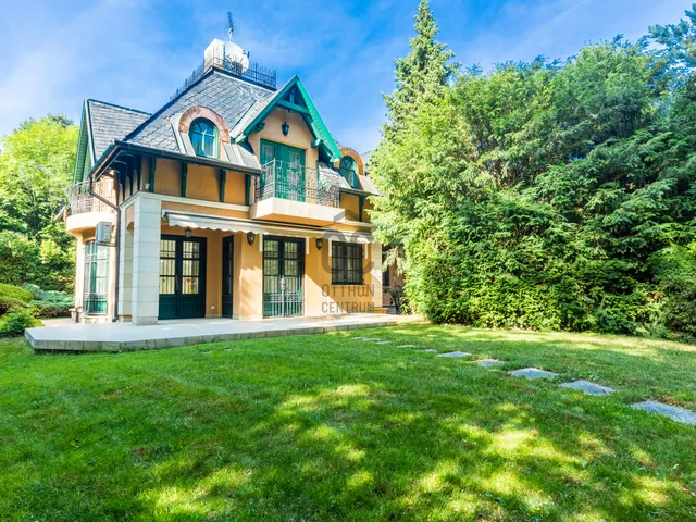 Kiadó ház Budapest XII. kerület, Istenhegy 260 nm