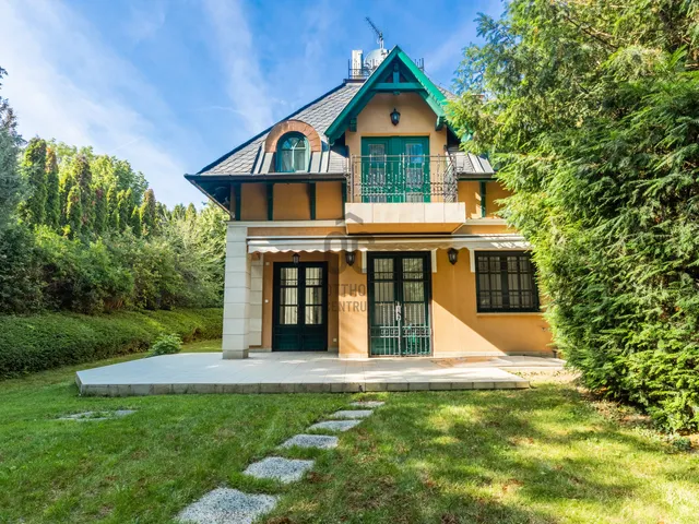 Kiadó ház Budapest XII. kerület, Istenhegy 260 nm