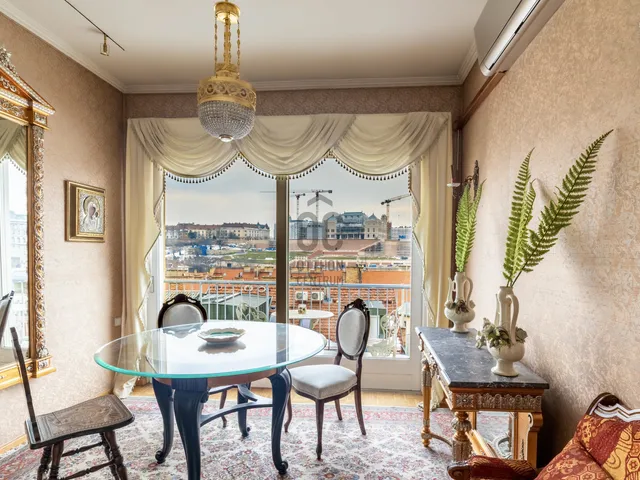 Eladó lakás Budapest I. kerület, Naphegy 117 nm