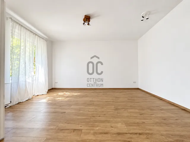 Kiadó lakás Budapest XII. kerület, Németvölgy 99 nm