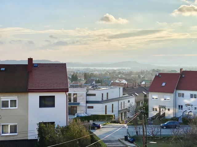 Eladó ház Balatonfüred, Tamási Áron 190 nm