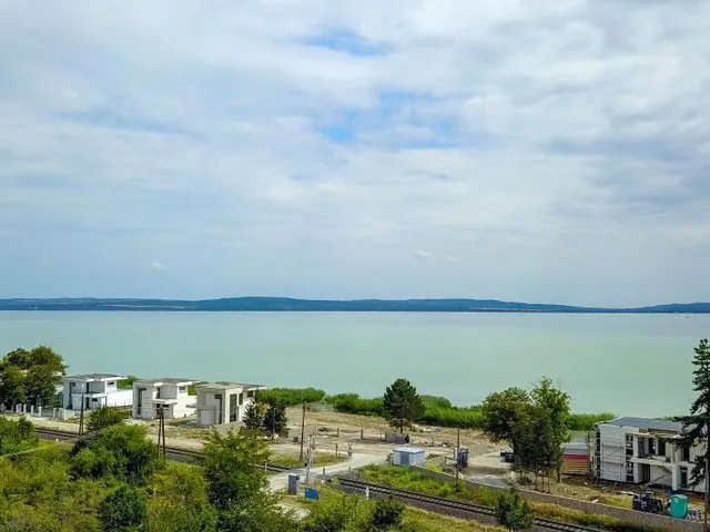 Eladó lakás Balatonakali 145 nm