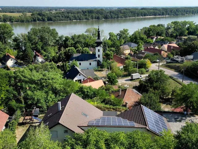 Eladó ház Százhalombatta 212 nm