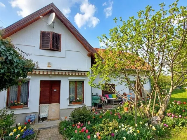 Eladó üdülő és hétvégi ház Balatonalmádi 81 nm