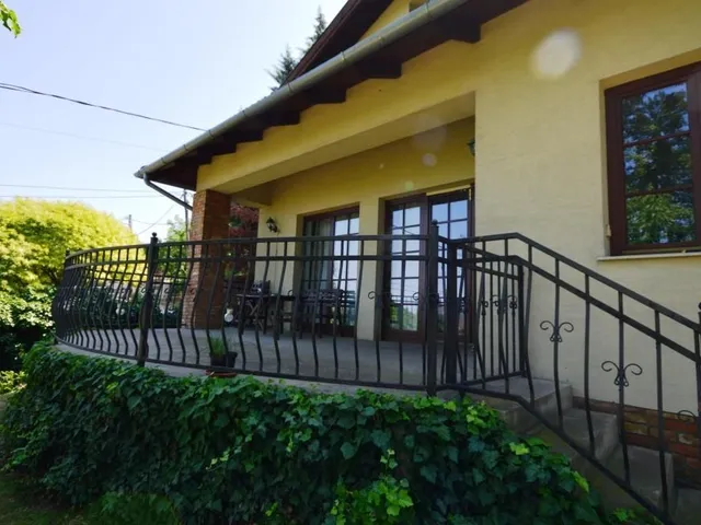 Eladó ház Érd, Újfalu 175 nm