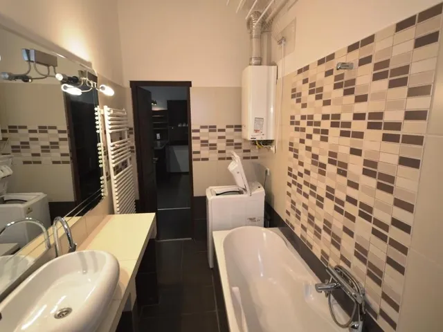 Kiadó lakás Budapest XI. kerület, Sasad-Sashegy XI. ker., Sasadi út 39 nm