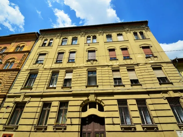 Eladó lakás Budapest VI. kerület 120 nm