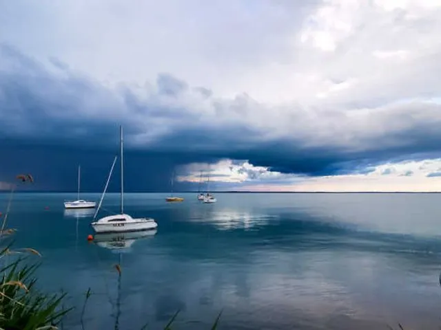 Kiadó lakás Balatonkenese 43 nm