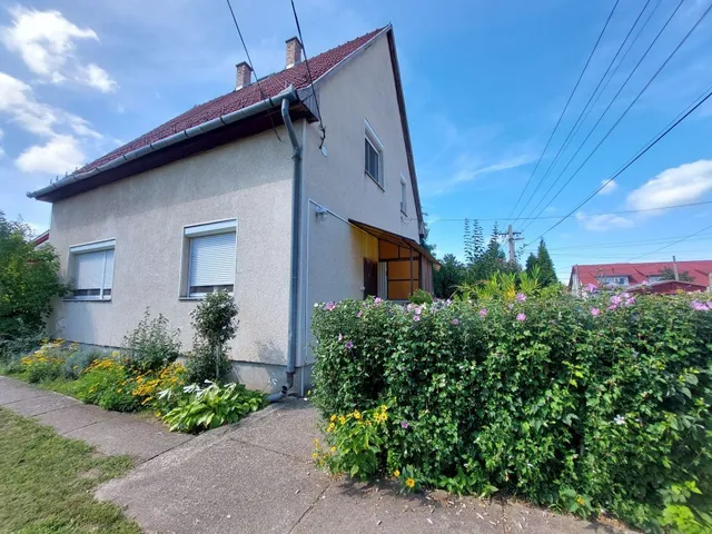 Eladó ház Dunakeszi, Alag 116 nm