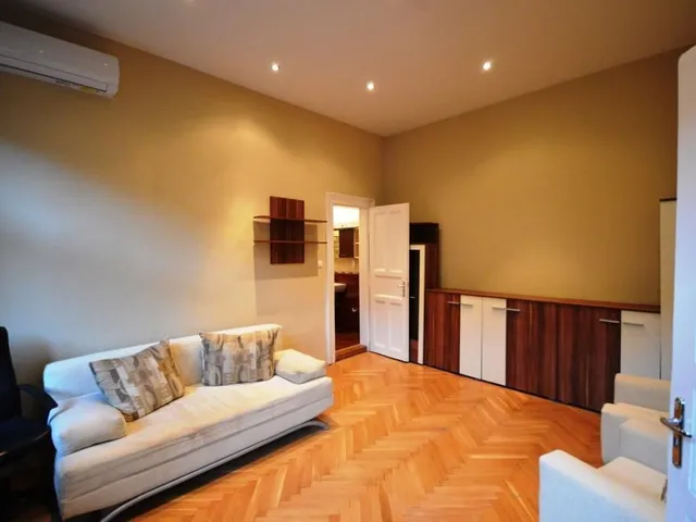 Kiadó lakás Budapest V. kerület 47 nm