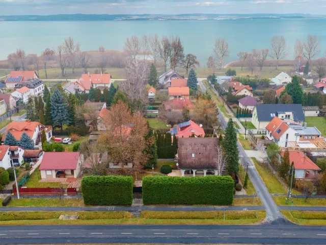 Eladó ház Balatonberény 170 nm