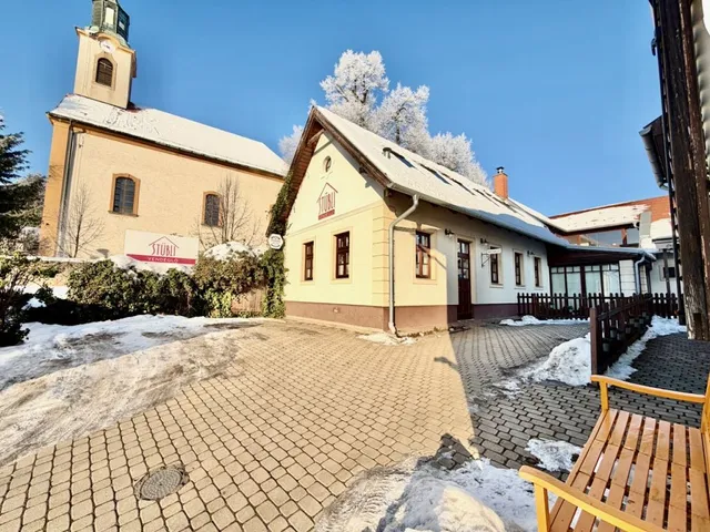 Eladó kereskedelmi és ipari ingatlan Nagykovácsi 337 nm