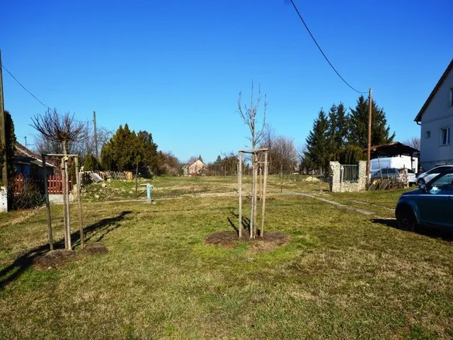 Eladó telek Pusztazámor 1295 nm