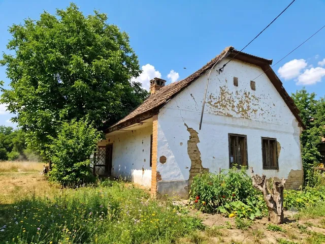 Eladó ház Kisszékely 50 nm