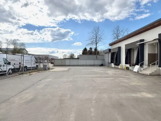 Eladó kereskedelmi és ipari ingatlan Debrecen, Harsona utca 308 nm