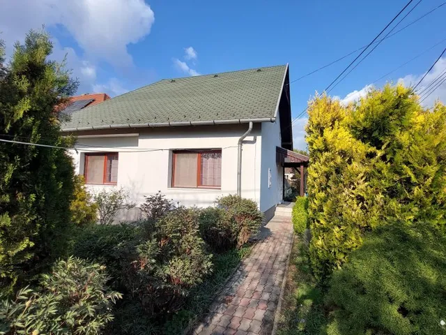 Eladó ház Érd, Sasváros 80 nm