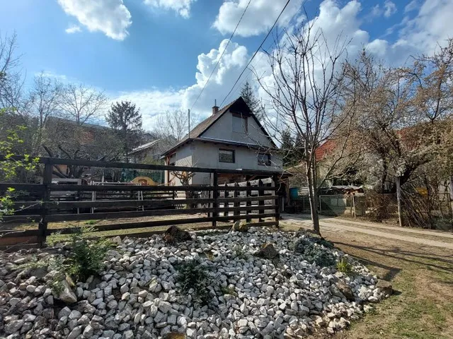 Eladó telek Érd, Parkváros 42 nm