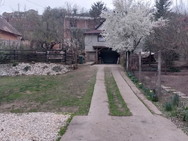 Eladó telek Érd, Parkváros 42 nm