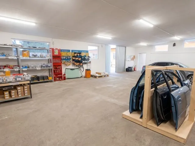 Kiadó kereskedelmi és ipari ingatlan Solymár 93 nm