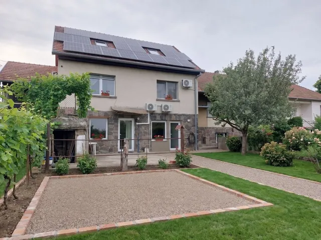 Eladó ház Szentendre, Izbég 120 nm