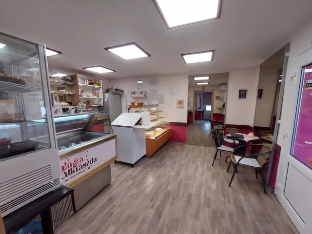 Eladó kereskedelmi és ipari ingatlan Szentendre 200 nm