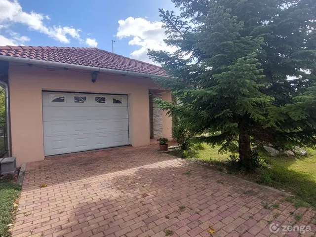Eladó ház Százhalombatta 161 nm